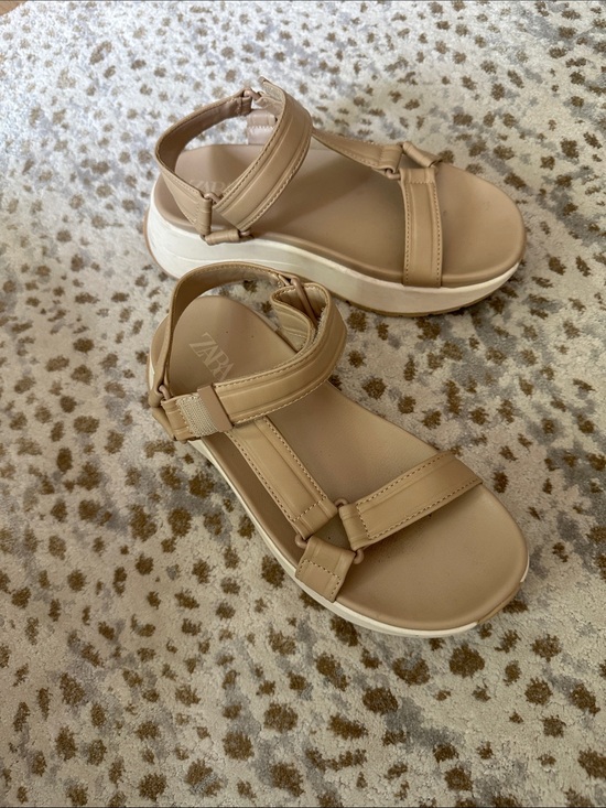 Zara Terez Shoes - Zara Terez Beige Platform Strap Sandals